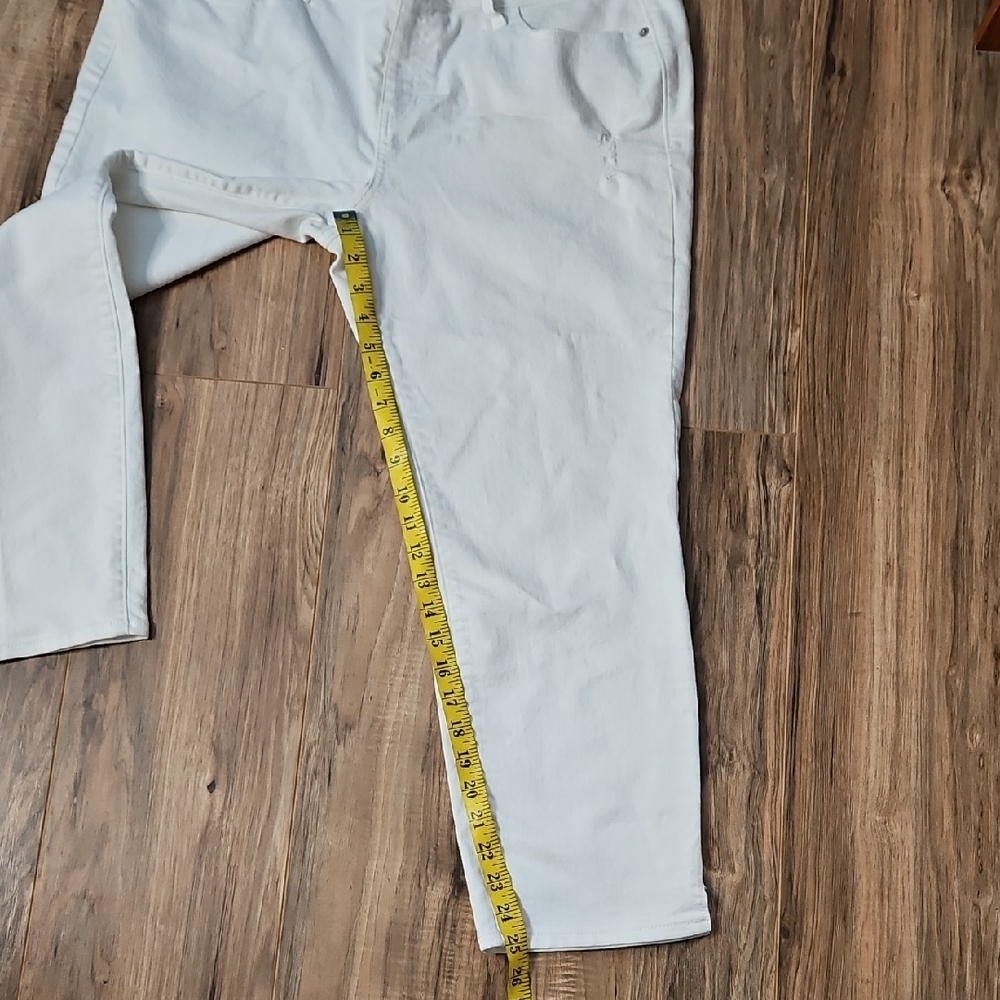 Old Navy Mid Rise Straight Women's White Jeans - Picture 6 of 12